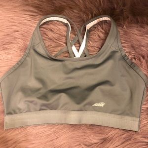 NWOT/ Avia Sports Bra - Medium